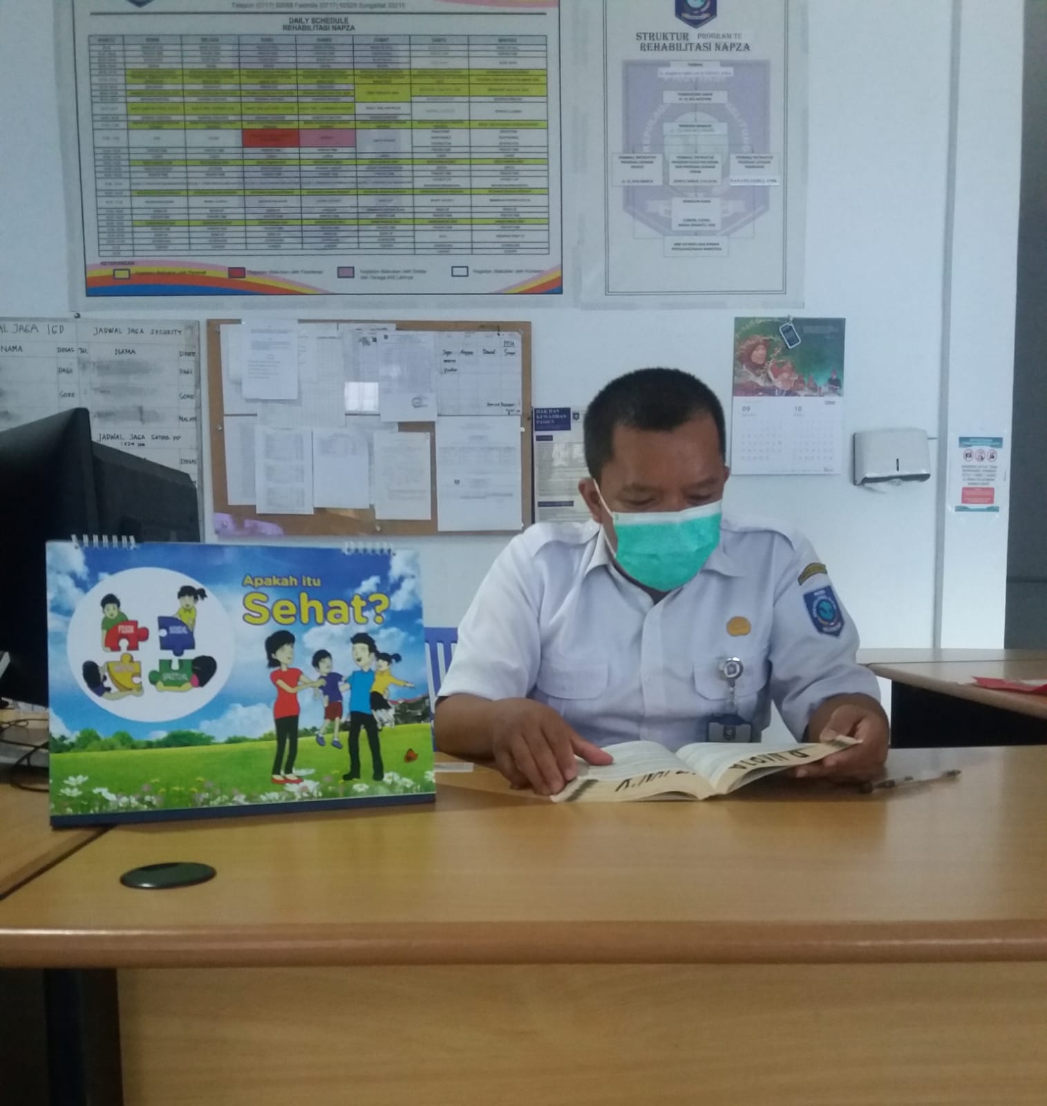 TERAPI RELAKSASI OTOT PROGRESIF PADA PASIEN PERILAKU KEKERASAN