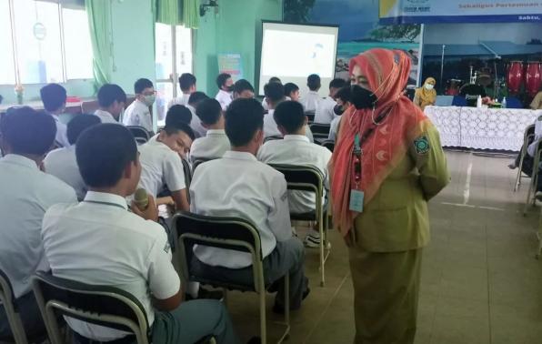 PROMOSI KESEHATAN JIWA BAGI SISWA-SISWI SE-KABUPATEN DAN KOTA PROVINSI KEPULAUAN BANGKA BELITUNG